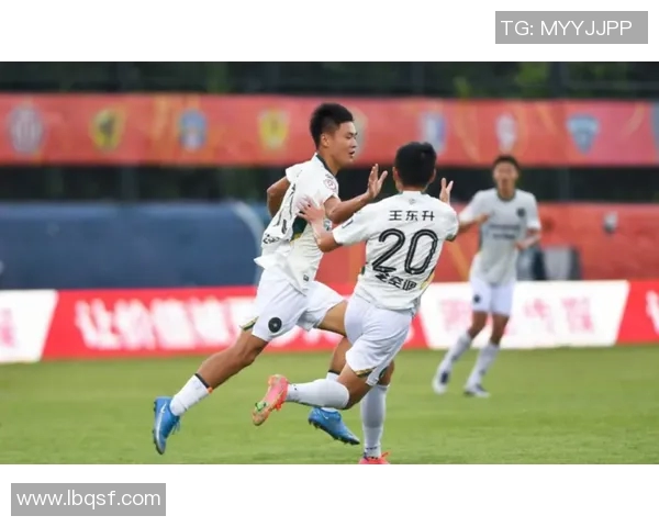 成都滑板队以66分领跑世界街舞大赛积分榜展现出色实力