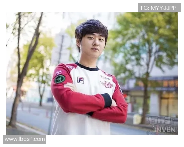 南京足球队的崛起之路：从默默无闻到大满贯荣耀的成长历程